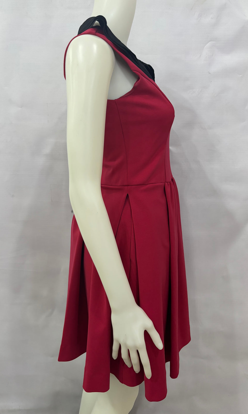 Small b + a + b Women’s Dress