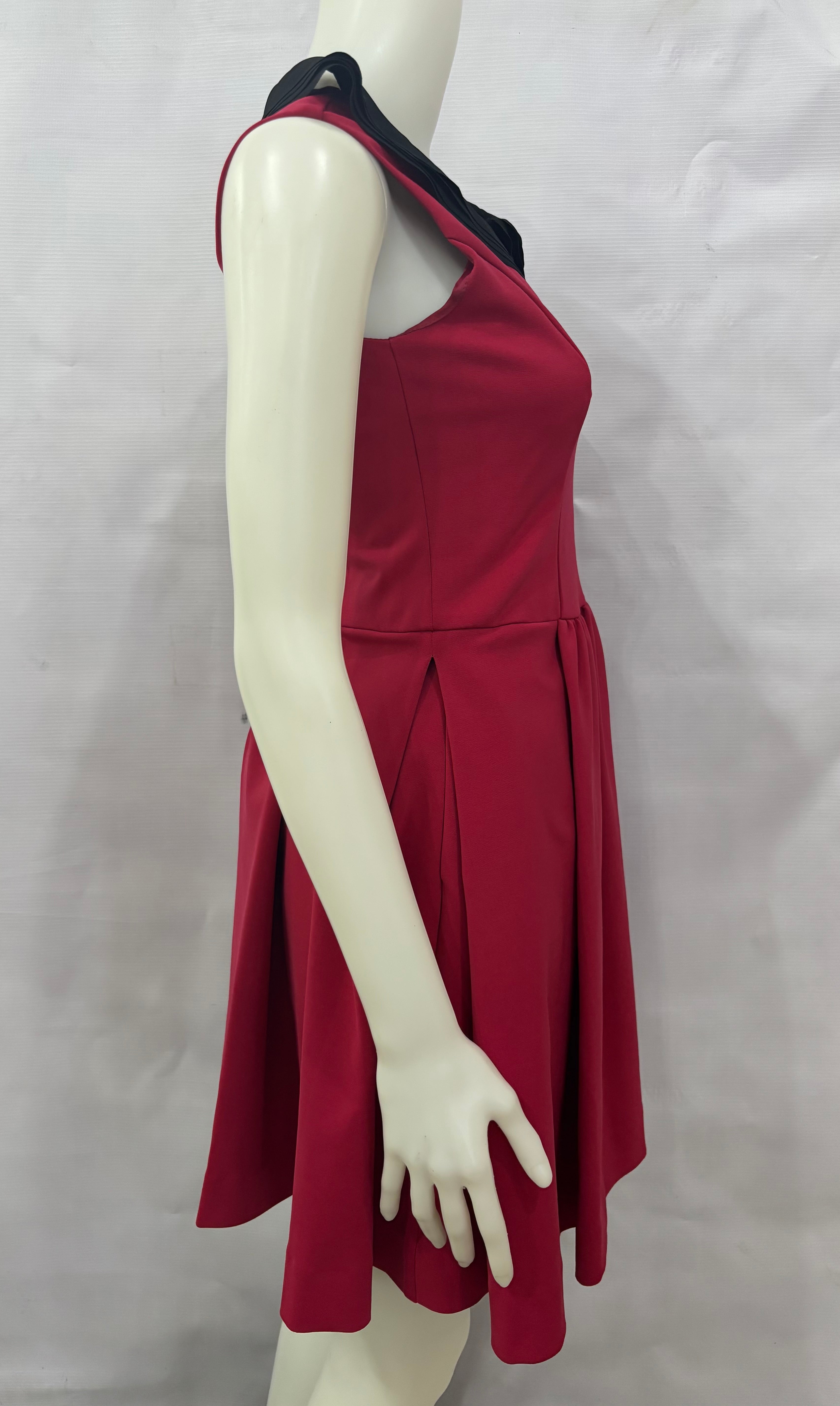Small b + a + b Women’s Dress