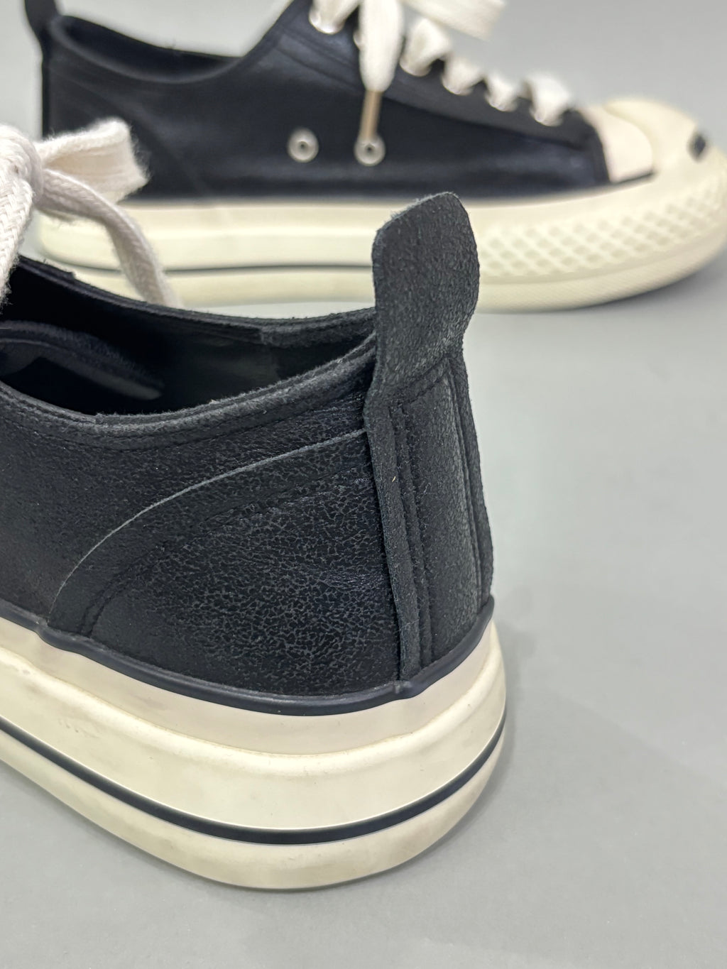 EUR 41 Black & White Sneaker Shoes