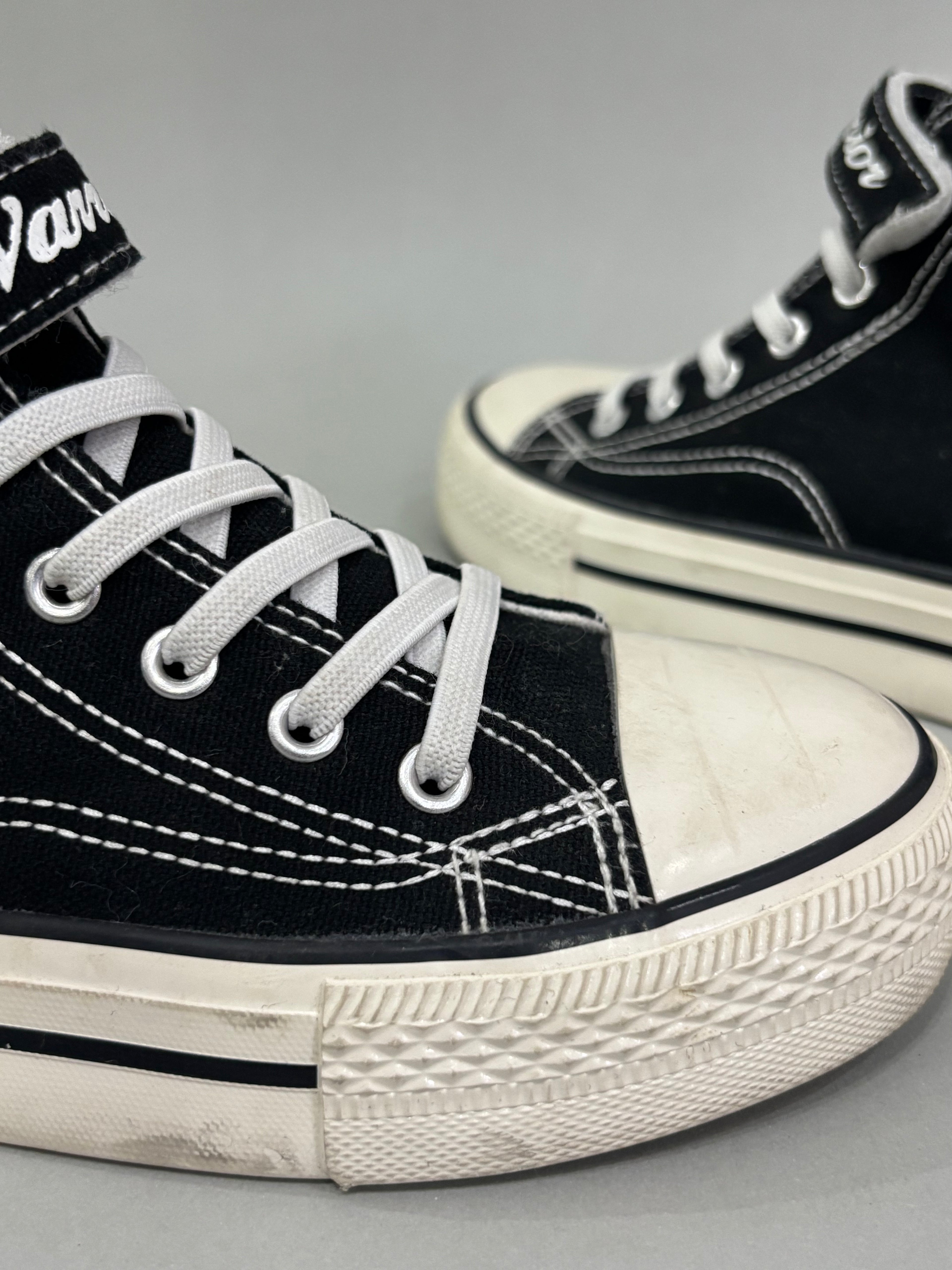 EUR 37 Black & White Hip-Top Canvas Sneaker Shoes