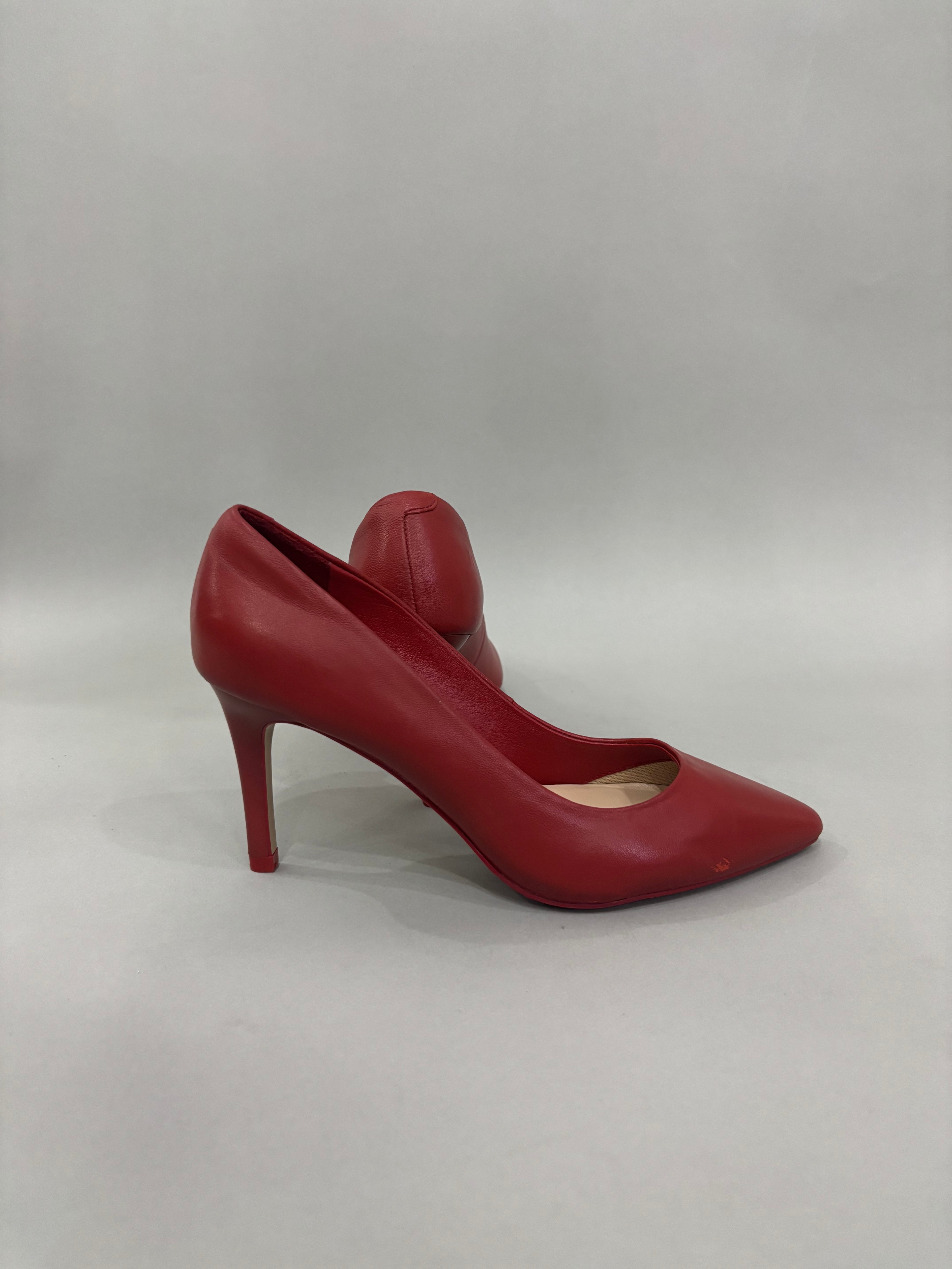 EUR 38 Solid Red Pointed-Toe Pumps Stiletto Heels