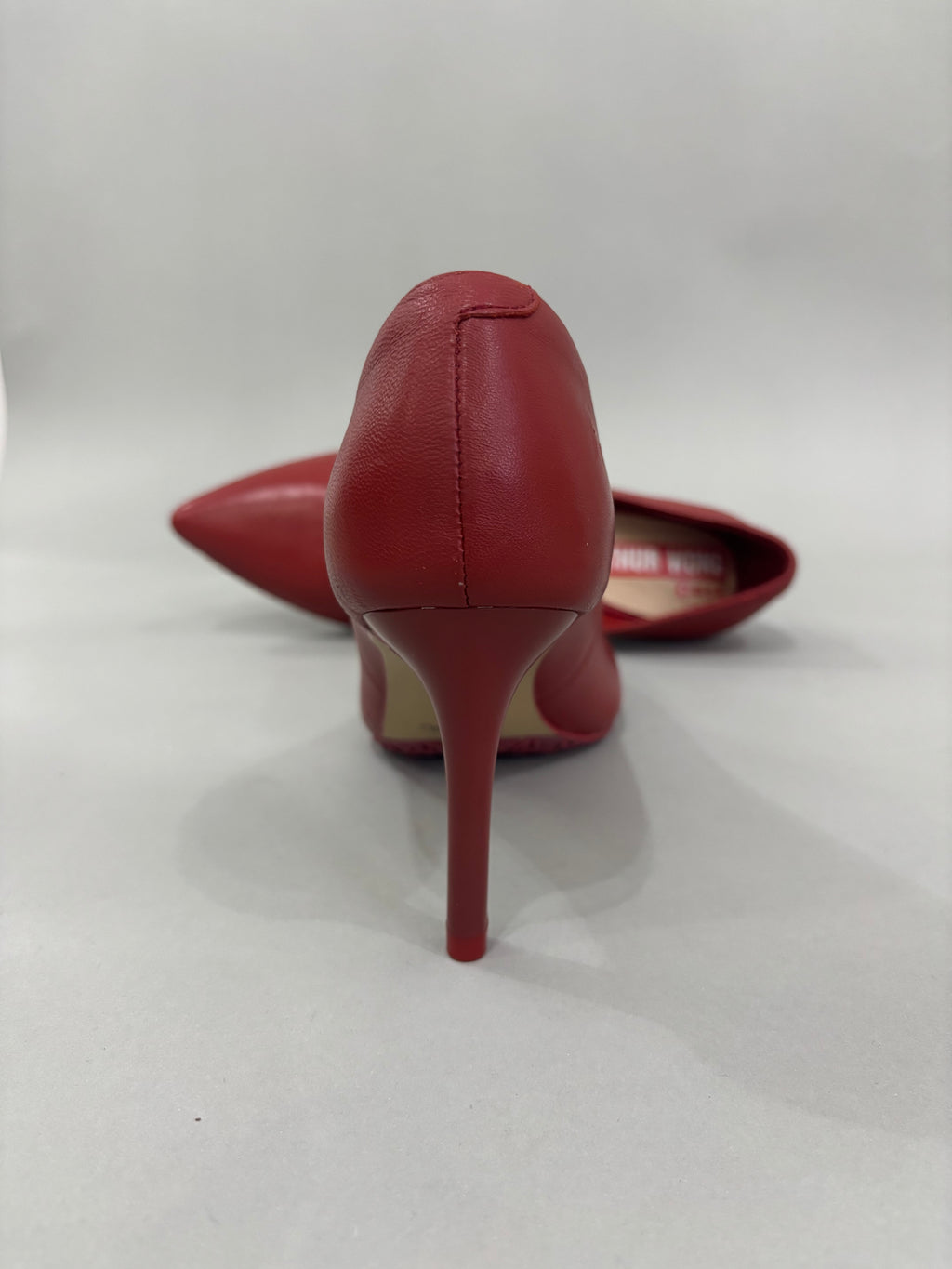 EUR 38 Solid Red Pointed-Toe Pumps Stiletto Heels