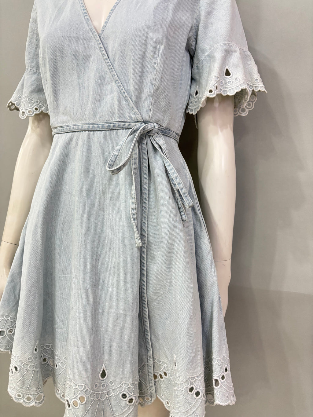 Extra Small Acid Wash Light Blue Chambray Wrap Women’s Dress