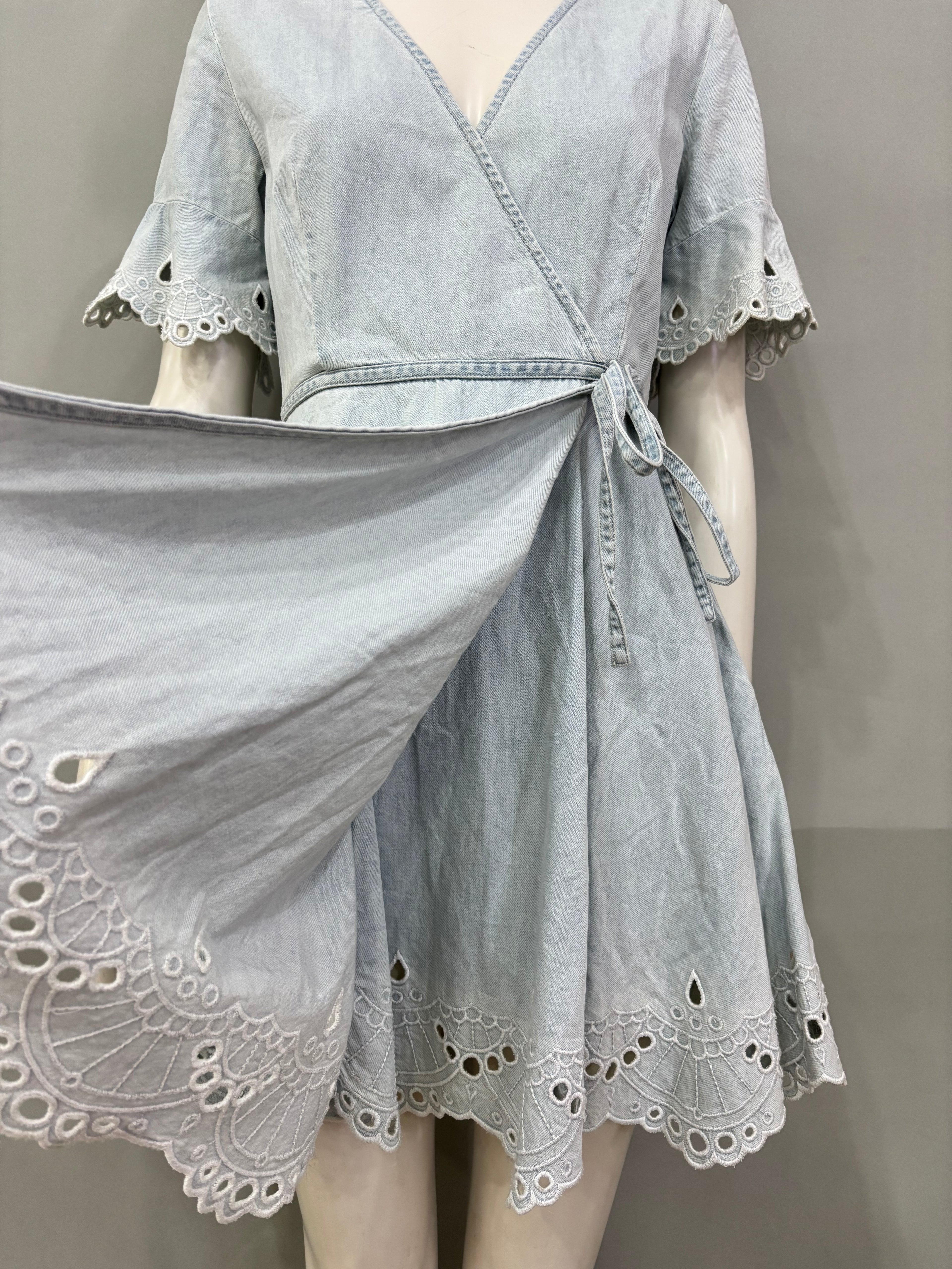 Extra Small Acid Wash Light Blue Chambray Wrap Women’s Dress