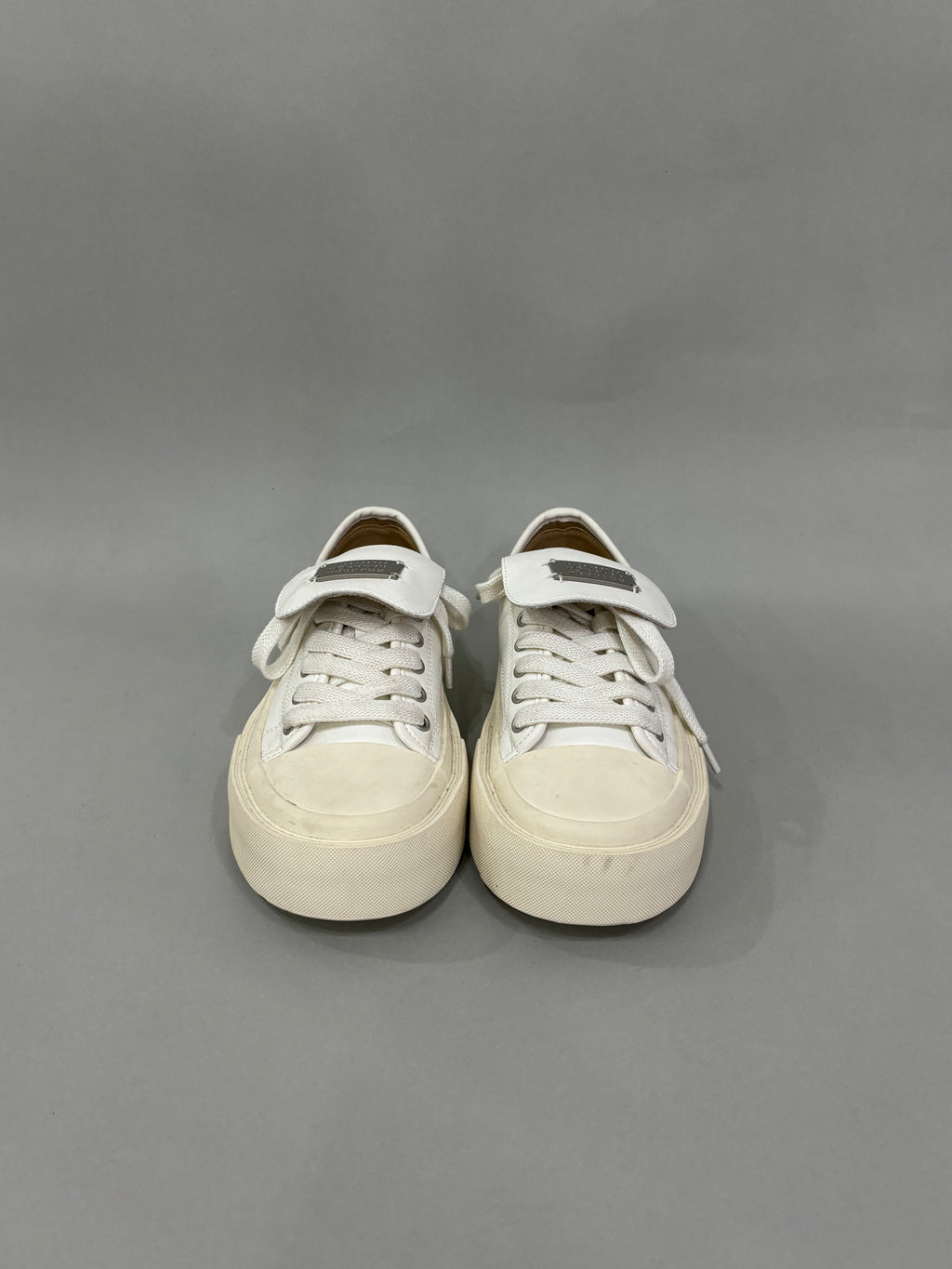 EUR 37 White Low-Top Platform Sneakers
