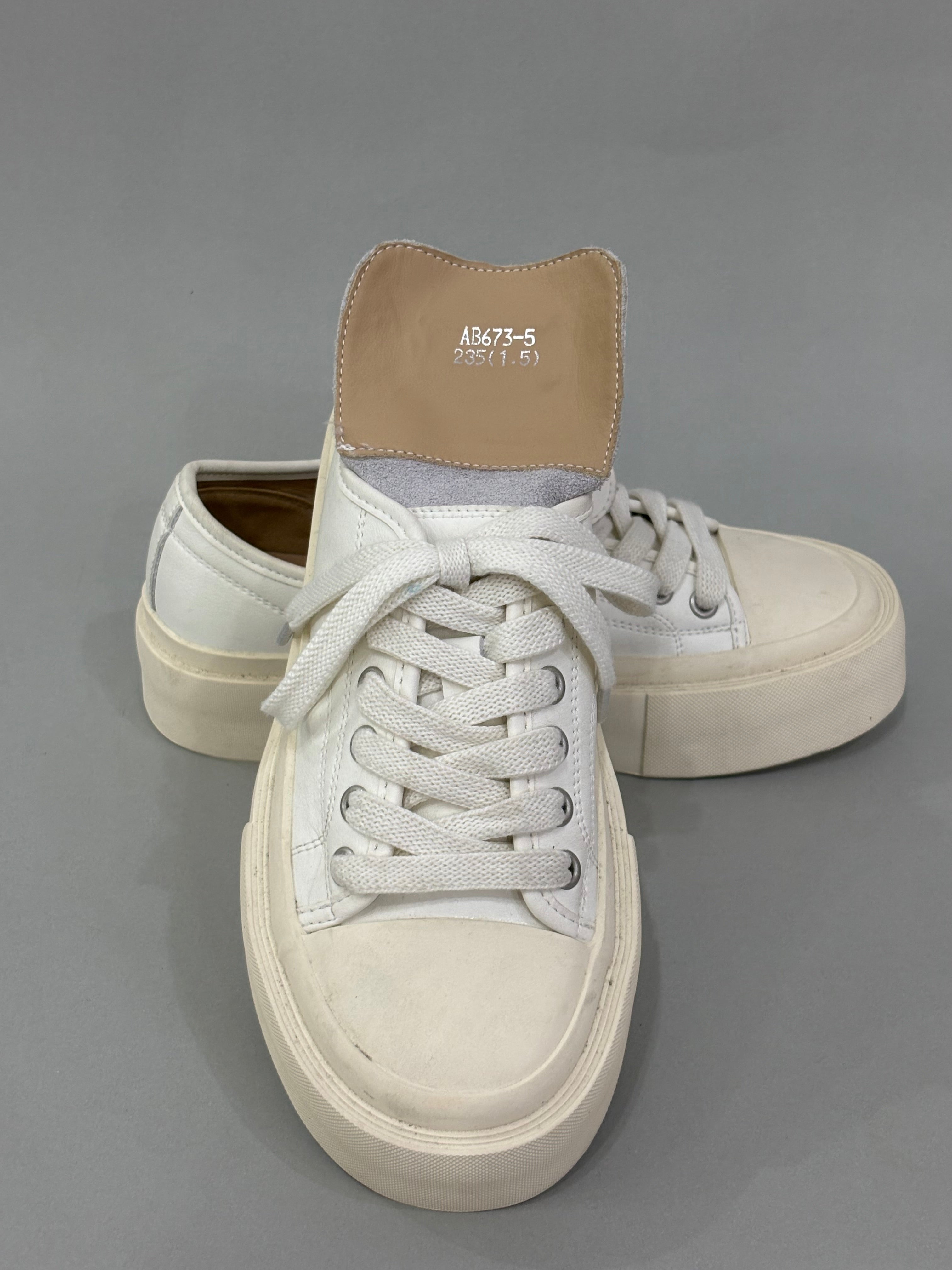EUR 37 White Low-Top Platform Sneakers