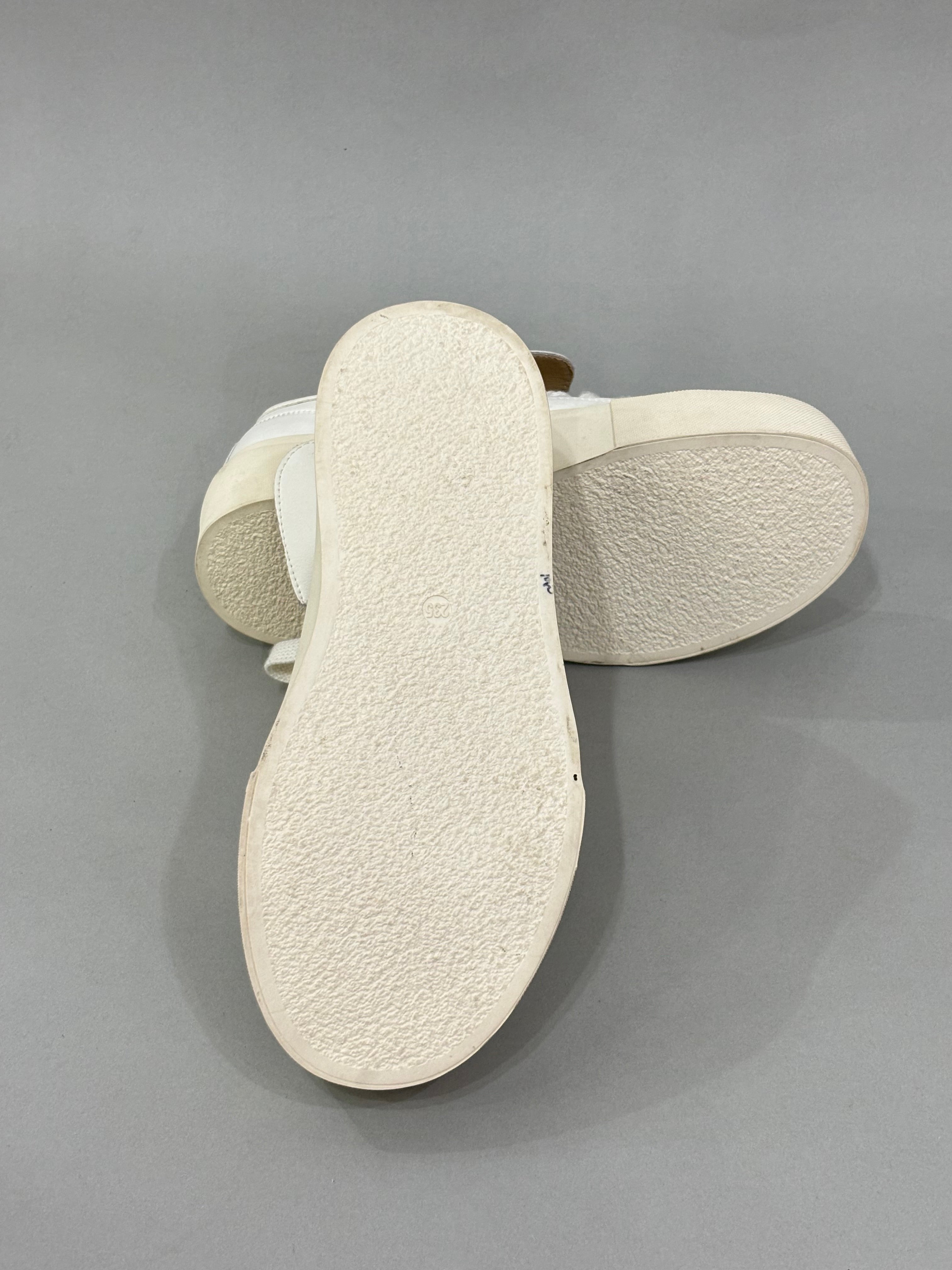 EUR 37 White Low-Top Platform Sneakers